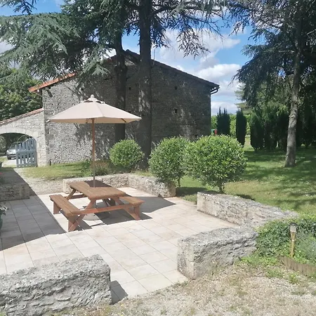 In Holiday home Saint-Ciers-sur-Bonnieure