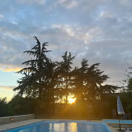 Hébergement de vacances In *